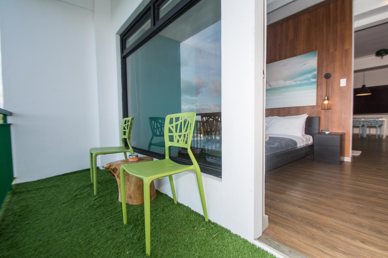 Luxeview Hotel Balabag  Extérieur photo