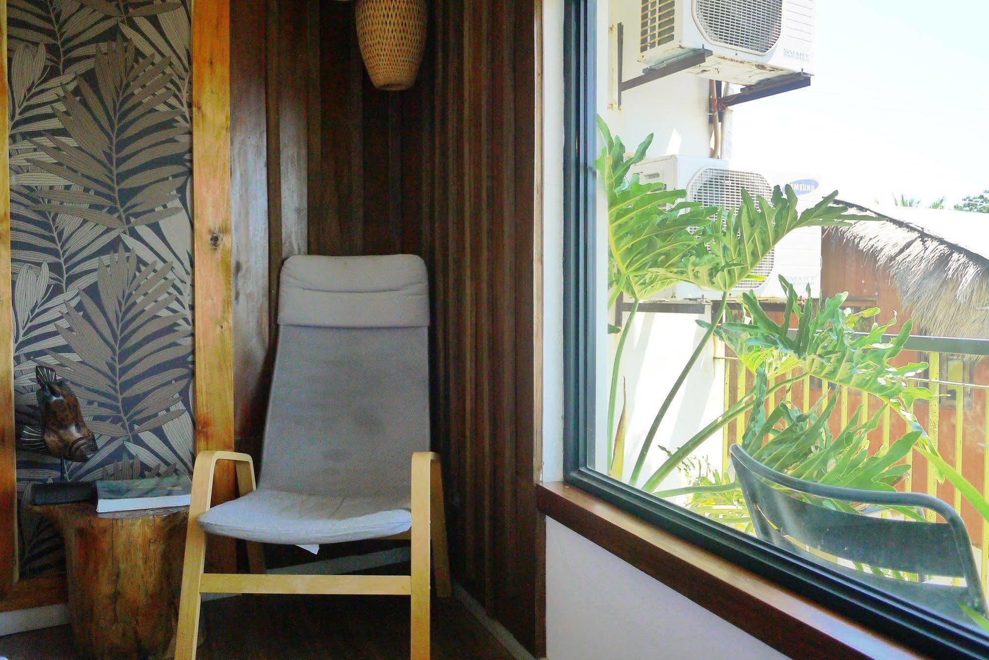 Luxeview Hotel Balabag  Extérieur photo
