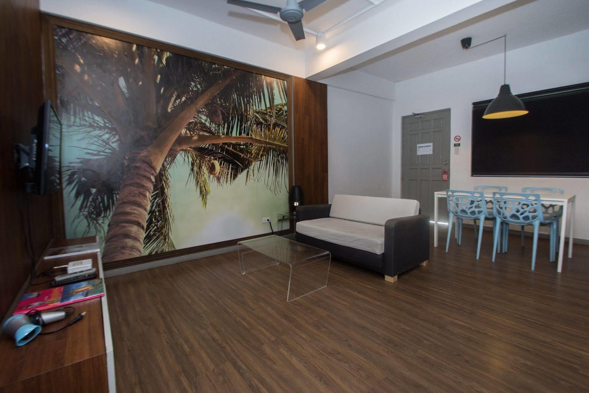 Luxeview Hotel Balabag  Extérieur photo