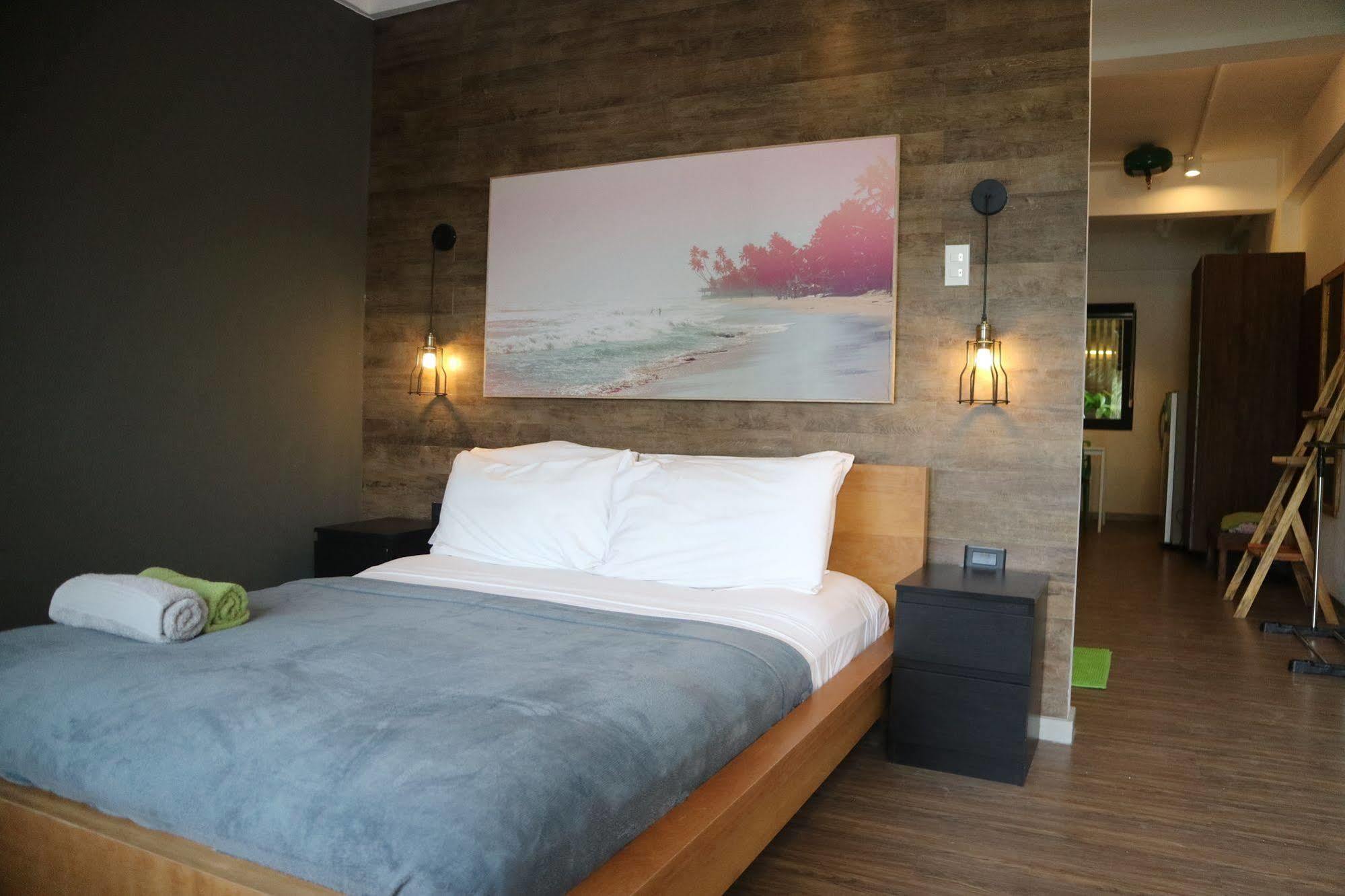 Luxeview Hotel Balabag  Extérieur photo